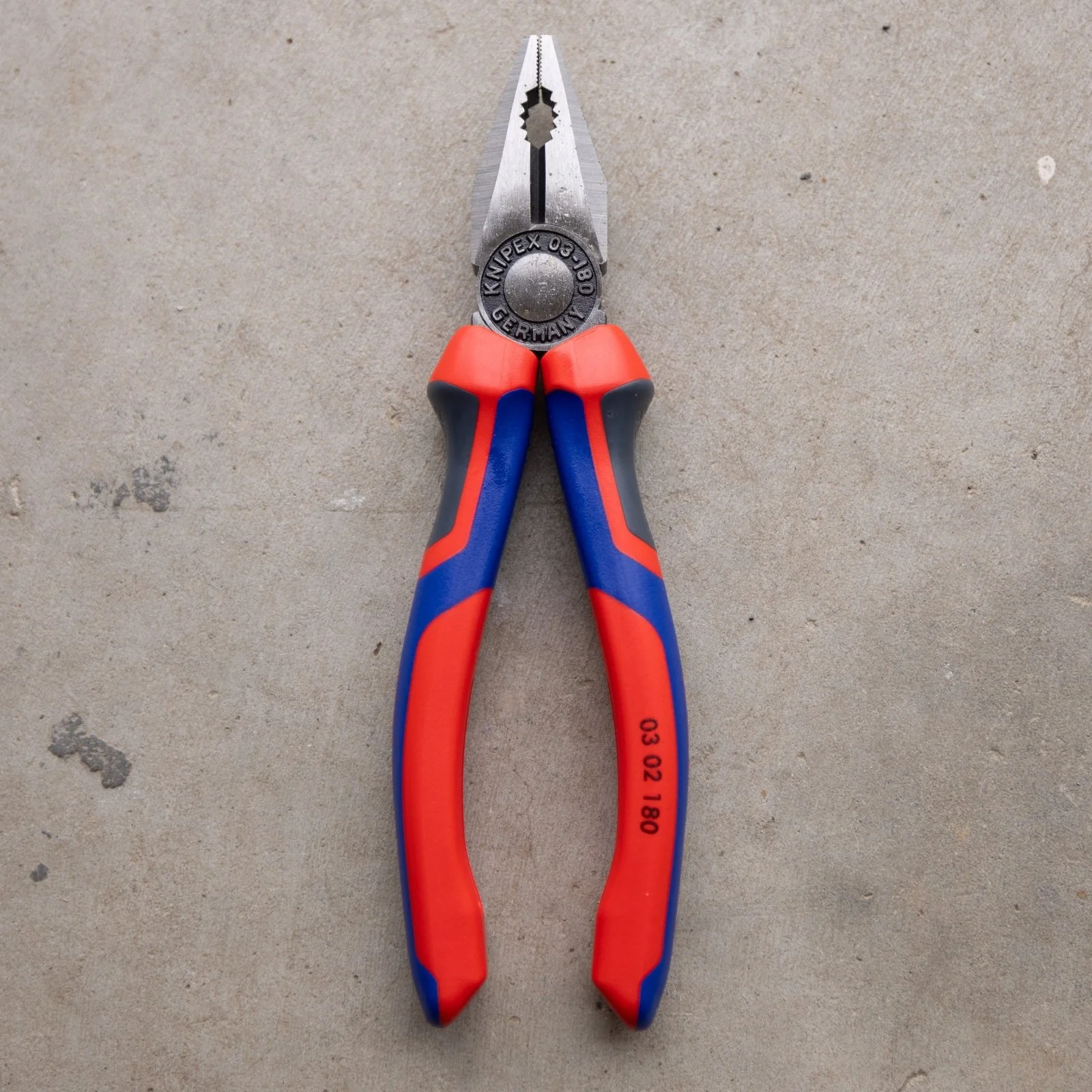 KNIPEX 03 02 180 Combination Pliers - Image 3